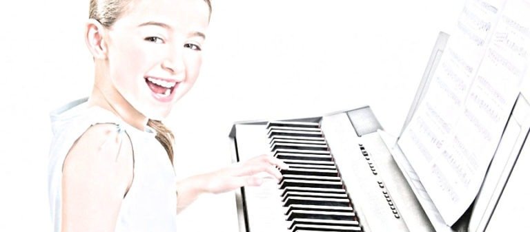 Read more about the article Kids Piano Lessons
